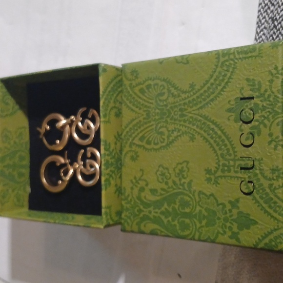 Gold Double GG Gucci Hoop Earrings - Picture 6 of 7